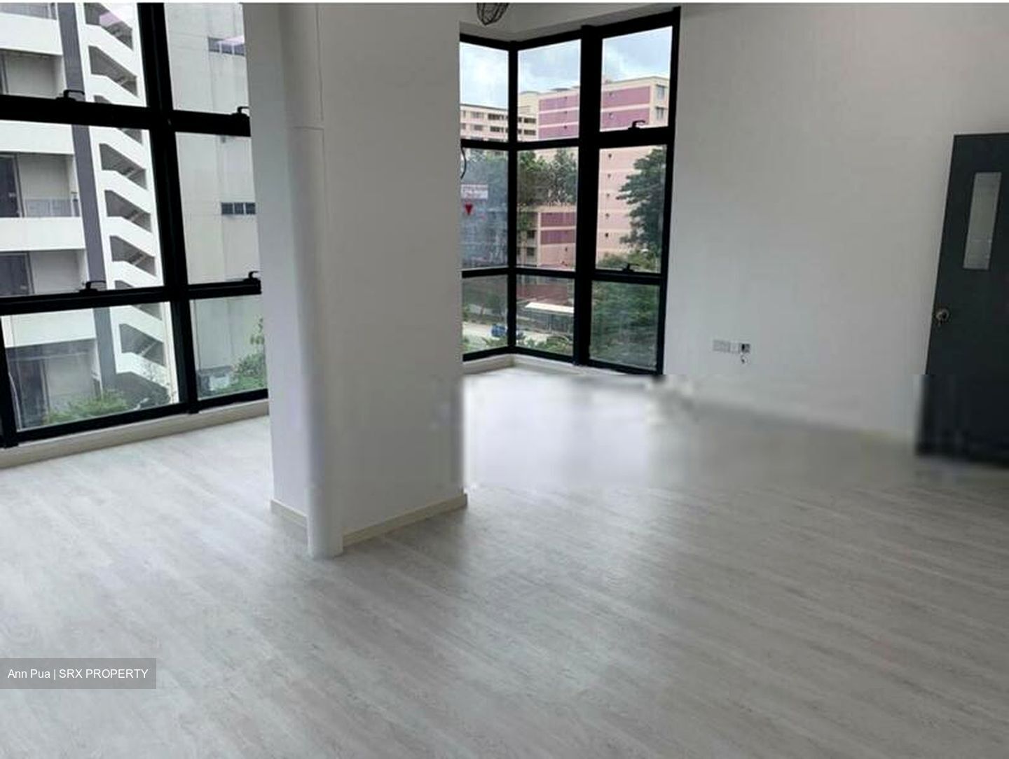 A'posh Bizhub (D27), Factory #488828191